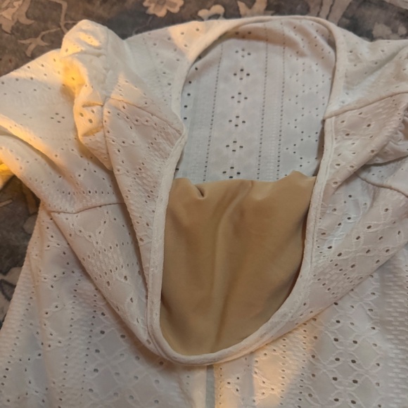 White Eyelet Long Sleeve Bodysuit - Picture 7 of 9